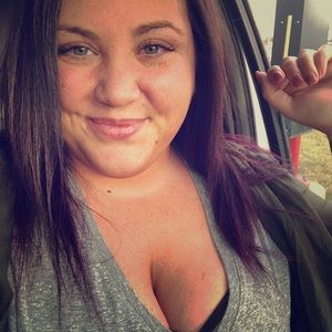 Meet your Posher, Alyssa